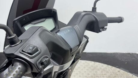 Aprilia SXR 50 2022 RUNNING PROJECT SCOOTER 50CC BIKE 1 OWNER 31