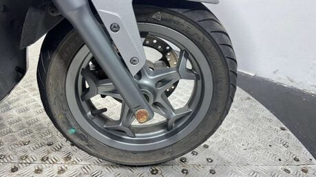Aprilia SXR 50 2022 RUNNING PROJECT SCOOTER 50CC BIKE 1 OWNER 11