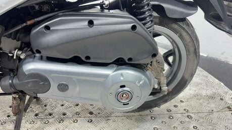 Aprilia SXR 50 2022 RUNNING PROJECT SCOOTER 50CC BIKE 1 OWNER 23