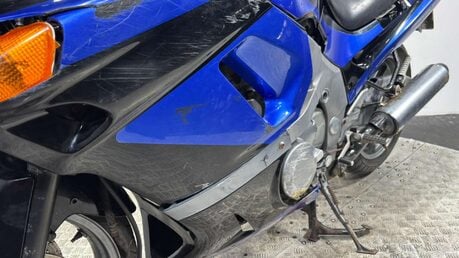 Kawasaki ZZR 1991 32K NON RUNNING PROJECT BREAKER BIKE 400CC CLASSIC 19