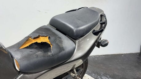 Kawasaki Ninja ZX6R 1996 NON RUNNING PROJECT PARTS BIKE SPARES OR REPAIR 600CC 27