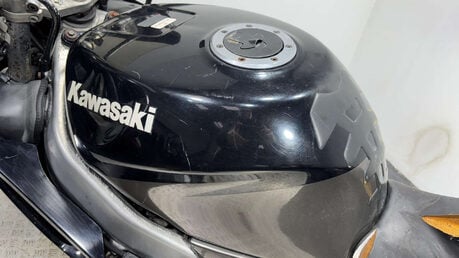 Kawasaki Ninja ZX6R 1996 NON RUNNING PROJECT PARTS BIKE SPARES OR REPAIR 600CC 26