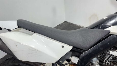 Ajs JSM 2012 2K NON RUNNING PROJECT BIKE SUPERMOTO 125CC LEARNER 28