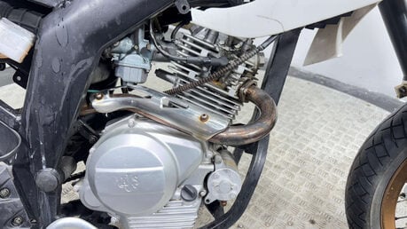 Ajs JSM 2012 2K NON RUNNING PROJECT BIKE SUPERMOTO 125CC LEARNER 18