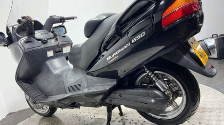 Suzuki Burgman 650 AN 2004 18K NON RUNNING MAXI SCOOTER PROJECT SCOOTER 650CC TWIN 21