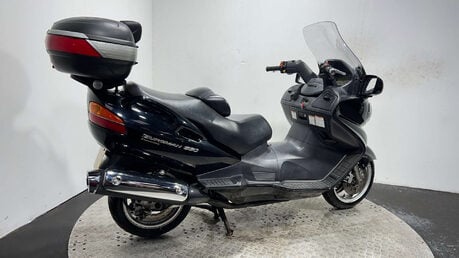 Suzuki Burgman 650 AN 2004 18K NON RUNNING MAXI SCOOTER PROJECT SCOOTER 650CC TWIN 2