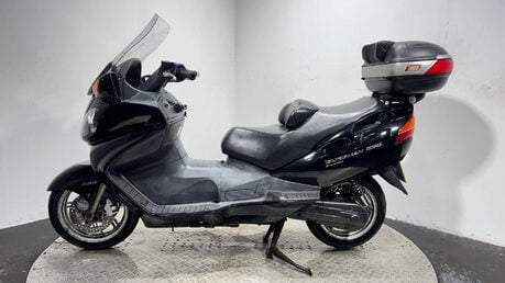 Suzuki Burgman 650 AN 2004 18K NON RUNNING MAXI SCOOTER PROJECT SCOOTER 650CC TWIN 4