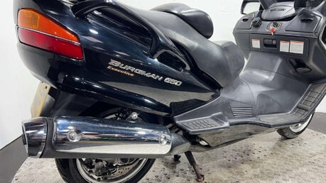 Suzuki Burgman 650 AN 2004 18K NON RUNNING MAXI SCOOTER PROJECT SCOOTER 650CC TWIN 7