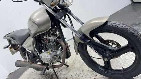 Zontes ZT 2012 20K RUNNING PROJECT BIKE SPARE OR REPAIR 125CC COMMUTER 20