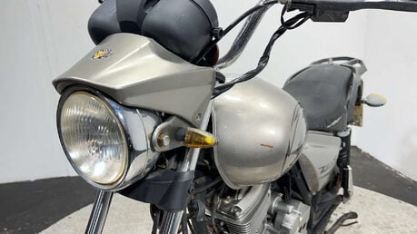 Zontes ZT 2012 20K RUNNING PROJECT BIKE SPARE OR REPAIR 125CC COMMUTER 21