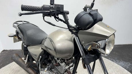 Zontes ZT 2012 20K RUNNING PROJECT BIKE SPARE OR REPAIR 125CC COMMUTER 19