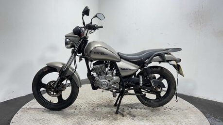 Zontes ZT 2012 20K RUNNING PROJECT BIKE SPARE OR REPAIR 125CC COMMUTER 4