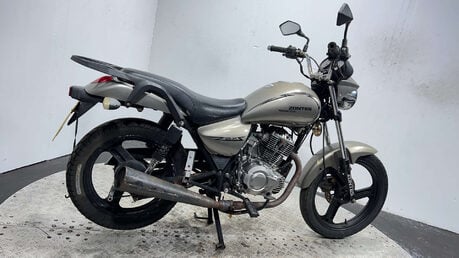 Zontes ZT 2012 20K RUNNING PROJECT BIKE SPARE OR REPAIR 125CC COMMUTER 2