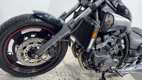 Yamaha Vmax 1200 2007 48K RUNNING PROJECT BIKE SPARES OR REPAIR CLASSIC CRUISER 10