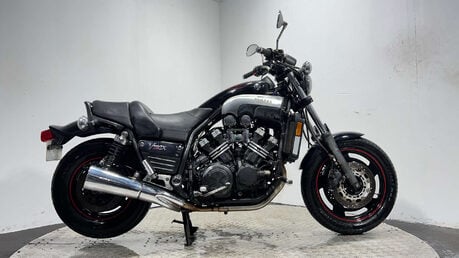 Yamaha Vmax 1200 2007 48K RUNNING PROJECT BIKE SPARES OR REPAIR CLASSIC CRUISER 1