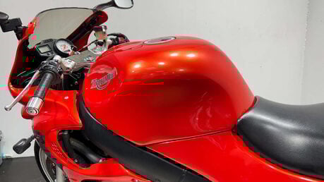 Triumph Sprint 2003 31K GOOD RUNNING CLEAN PROJECT BIKE COMMUTER 955CC 19