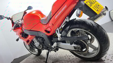 Triumph Sprint 2003 31K GOOD RUNNING CLEAN PROJECT BIKE COMMUTER 955CC 11