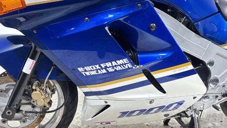 Kawasaki ZX 1989 43k long mot trade sale classic 1000cc super sport 37