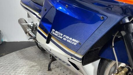 Kawasaki ZX 1989 43k long mot trade sale classic 1000cc super sport 34