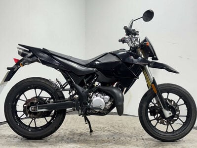 Generic Trigger 50 2011 2 STROKE 50CC SUPERMOTO ENDURO GEARED BIKE 2T PROJECT