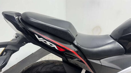 Kymco Visar 125 22K RUNNING PROJECT BIKE SPARES OR REPAIR 125CC NAKED BIKE 17