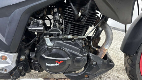 Lexmoto ZSX 125 Naked Petrol Manual Euro 4 (10 ps) 29