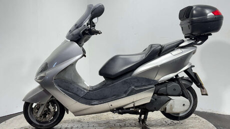 Yamaha Majesty 125 2004 YP125 32K PROJECT LARGE MAXI SCOOTER 125CC 4