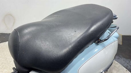 Aprilia Mojito 2005 NON RUNNING PROJECT BIKE SPARES OR REPAIR 125CC SCOOTER 9