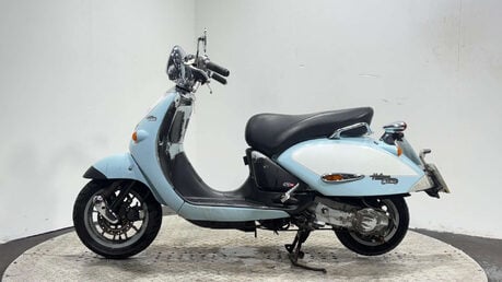 Aprilia Mojito 2005 NON RUNNING PROJECT BIKE SPARES OR REPAIR 125CC SCOOTER 4