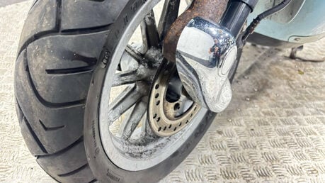 Aprilia Mojito 2005 NON RUNNING PROJECT BIKE SPARES OR REPAIR 125CC SCOOTER 23