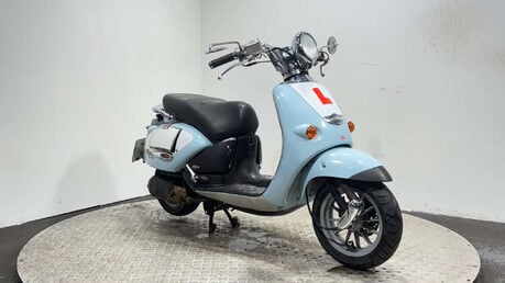 Aprilia Mojito 2005 NON RUNNING PROJECT BIKE SPARES OR REPAIR 125CC SCOOTER 2