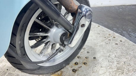 Aprilia Mojito 2005 NON RUNNING PROJECT BIKE SPARES OR REPAIR 125CC SCOOTER 16