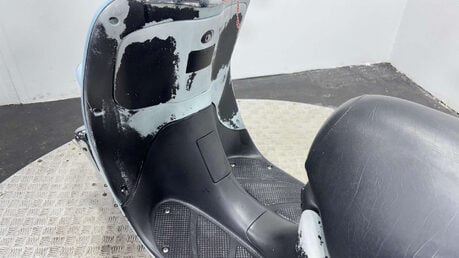 Aprilia Mojito 2005 NON RUNNING PROJECT BIKE SPARES OR REPAIR 125CC SCOOTER 10