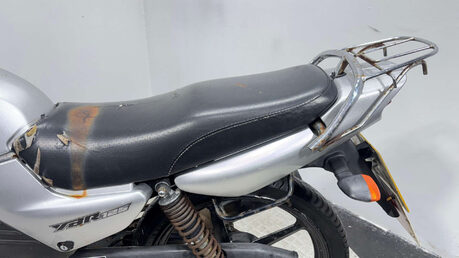 Yamaha YBR 125 2007 23K NON RUNNING COMMUTER PROJECT BIKE SPARES OR REPAIR 125CC 13