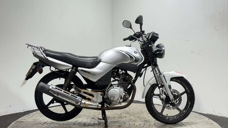 Yamaha YBR 125 2007 23K NON RUNNING COMMUTER PROJECT BIKE SPARES OR REPAIR 125CC 1