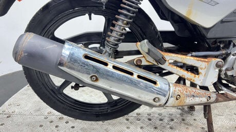 Yamaha YBR 125 2007 23K NON RUNNING COMMUTER PROJECT BIKE SPARES OR REPAIR 125CC 16