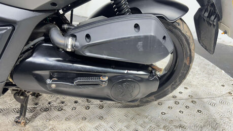 Peugeot Kisbee GT 2022 11K NON RUNNING PROJECT SCOOTER BIKE 50CC 4 STROKE AUTO 13