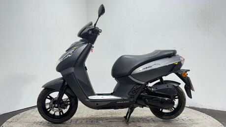 Peugeot Kisbee GT 2022 11K NON RUNNING PROJECT SCOOTER BIKE 50CC 4 STROKE AUTO 4