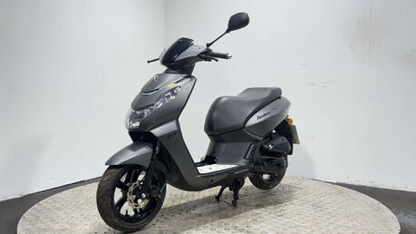 Peugeot Kisbee GT 2022 11K NON RUNNING PROJECT SCOOTER BIKE 50CC 4 STROKE AUTO 5