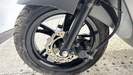 Peugeot Kisbee GT 2022 11K NON RUNNING PROJECT SCOOTER BIKE 50CC 4 STROKE AUTO 24