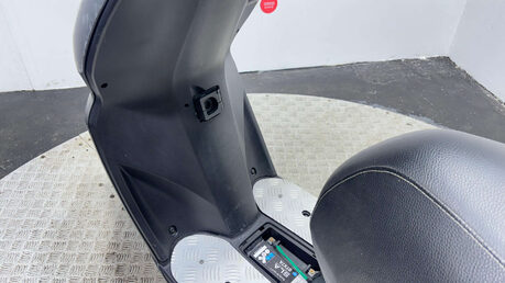 Peugeot Kisbee GT 2022 11K NON RUNNING PROJECT SCOOTER BIKE 50CC 4 STROKE AUTO 15