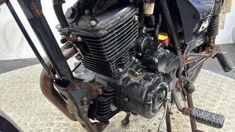 Lexmoto ZSB 2016 8k non running project bike spares or repair 125cc 19