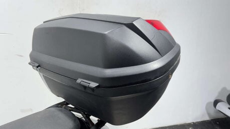 Lexmoto ZSB 2016 8k non running project bike spares or repair 125cc 10