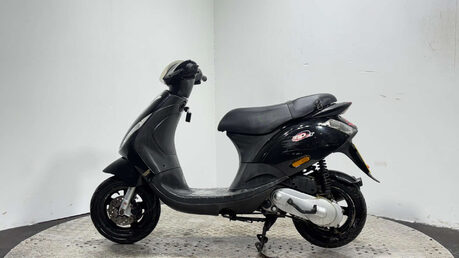 Piaggio Zip 2010 20K RUNNING 2 STROKE PROJECT SCOOTER 50CC 2T 5