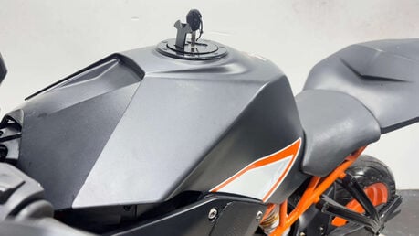 KTM RC 390 2016 14K GOOD RUNNING PROJECT BIKE SPARES OR REPAIR A2 390CC 12