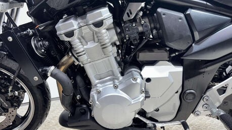 Suzuki Bandit 1250 GSF 2011 ONLY 13K WARRANTY MOT MEGA CLEAN EXAMPLE 1250CC NAKED 22