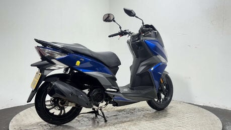 SYM Jet 14 LC 2019 30K 200CC RUNNING PROJECT SCOOTER SPARES OR REPAIR 3