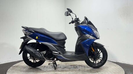 SYM Jet 14 LC 2019 30K 200CC RUNNING PROJECT SCOOTER SPARES OR REPAIR 1