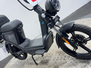 Keeway E-Zi Mini ELECTRIC SCOOTER RIDE AT 16 PROJECT BIKE 50CC EBIKE 21