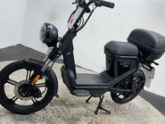 Keeway E-Zi Mini ELECTRIC SCOOTER RIDE AT 16 PROJECT BIKE 50CC EBIKE 5